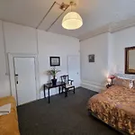Large Flat Next To Port, Cliffs, Beach With Parking