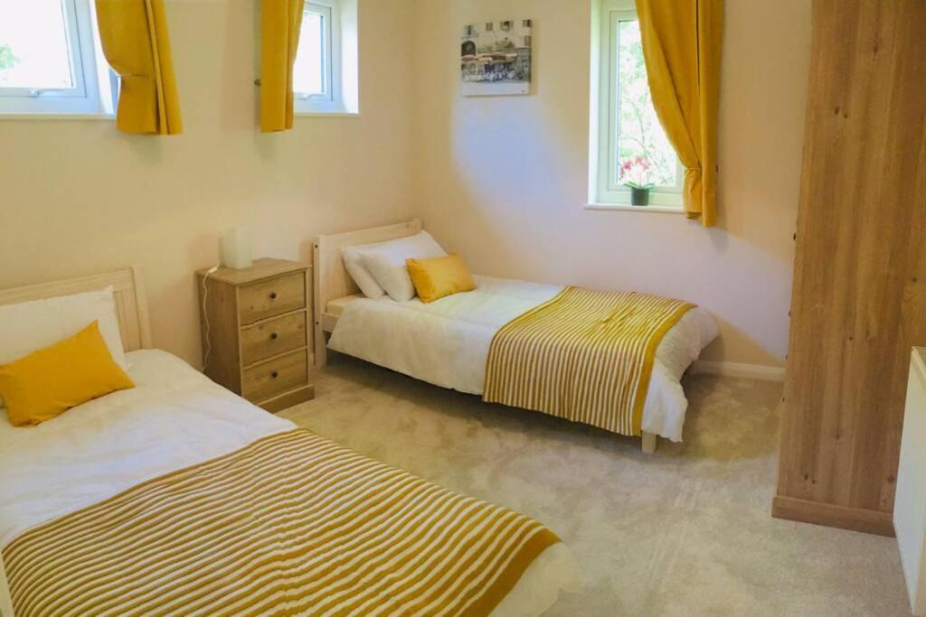 Private 1st Floor - Perfect For Port Of Dover, Eurotunnel And Short * Dover