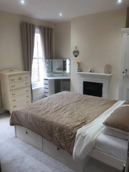 Victorian Town House In The Heart Of Dover