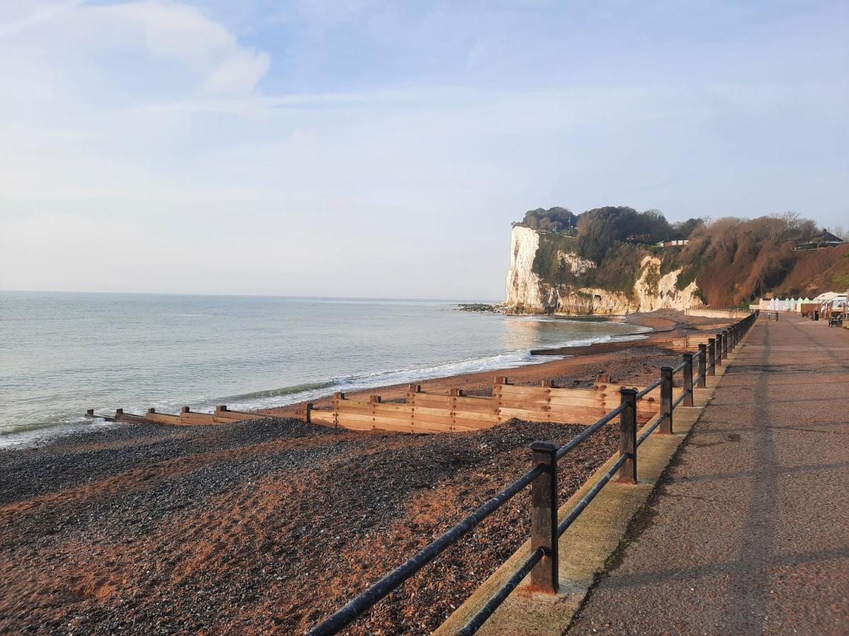 2 Bed St Margaret's At Cliffe South Coast Chalé *