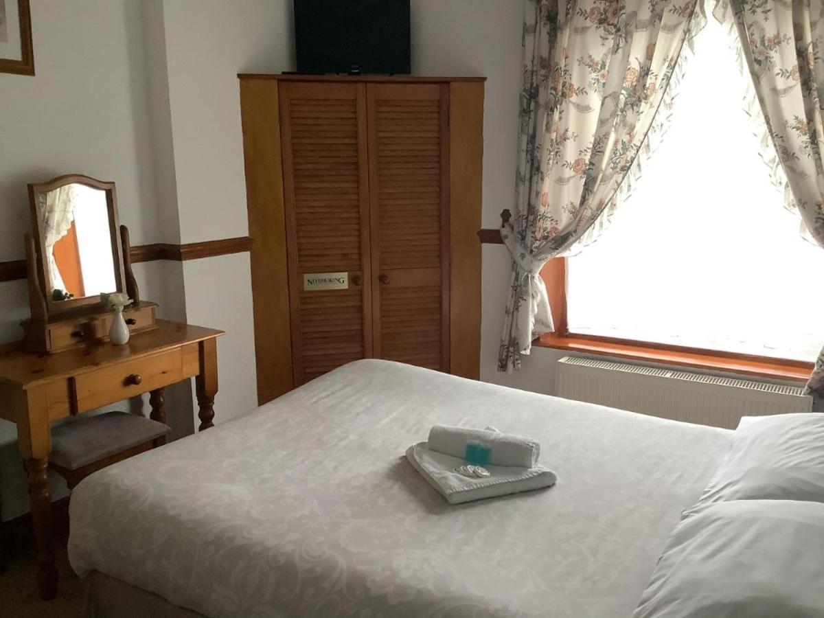 Dover'S Restover Guest House Bed & Breakfast 3*