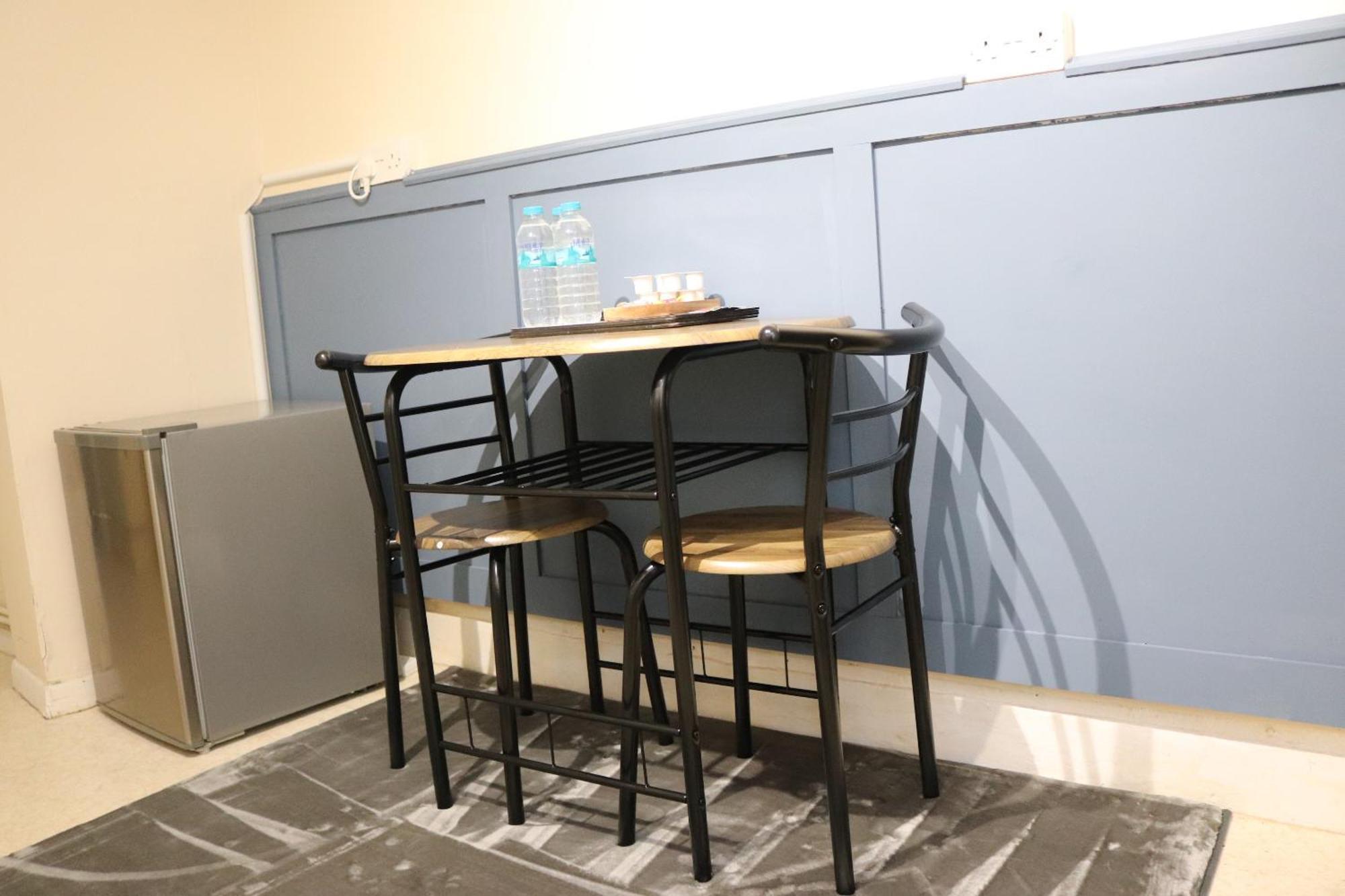 Dream - 2br Near Attractions Parking Holiday home