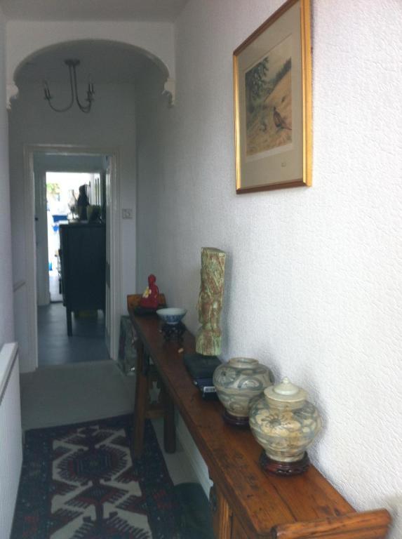 Bed & Breakfast 299 London Road *