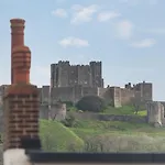 Castle View - Charming Cottage With Views Of Dover Castle