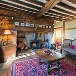 Beautifully Historic Manor House - The East Wing