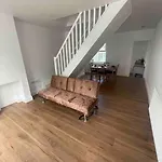 Modern 2 Bedroom Terraced House