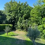 Luxury Garden Apartment Under The Castle, Dover