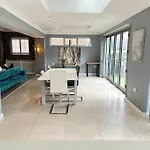 The Coxhill Retreat - Indoor Rainforest Spa Stay