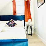 Cosy Dover Flats, Castle View