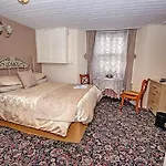 Number One Guesthouse