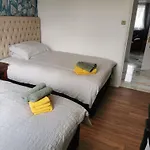Modern 2 Bedroom Flat By Dover Port, Castle& Sea!