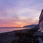 Whole Flat Next To Dover Port With Parking