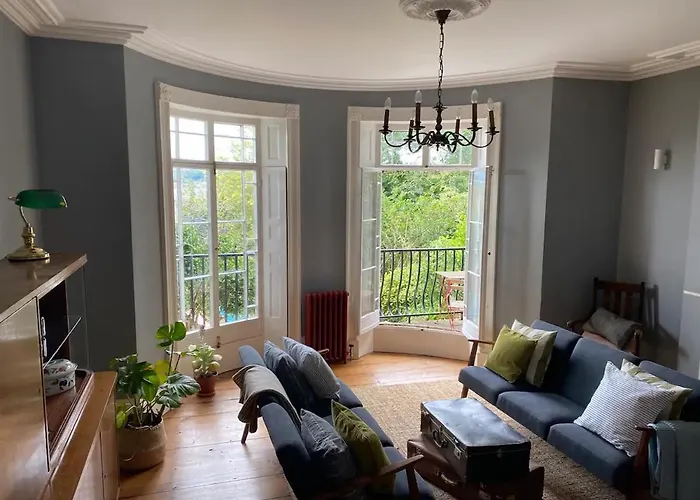 Unique Georgian Townhouse By The Castle & Beach