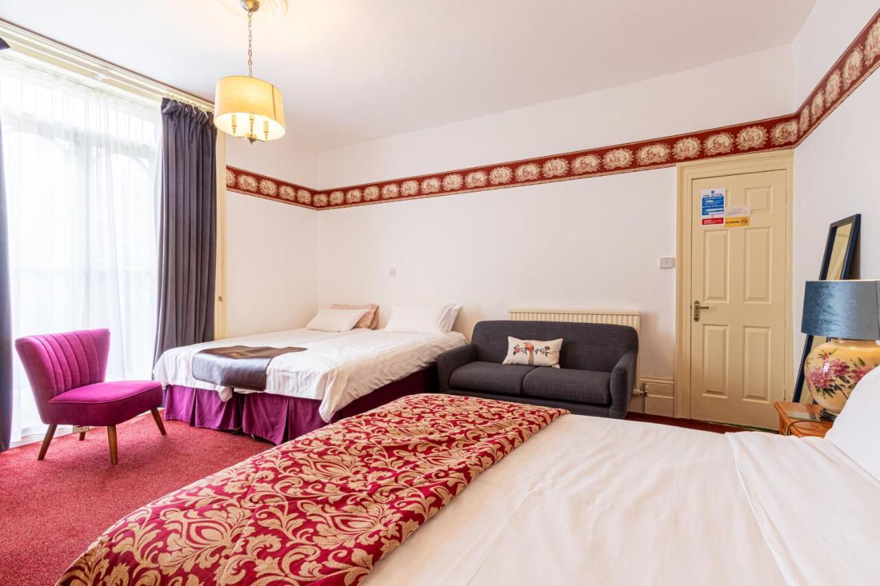 Guest house Hubert House Dover