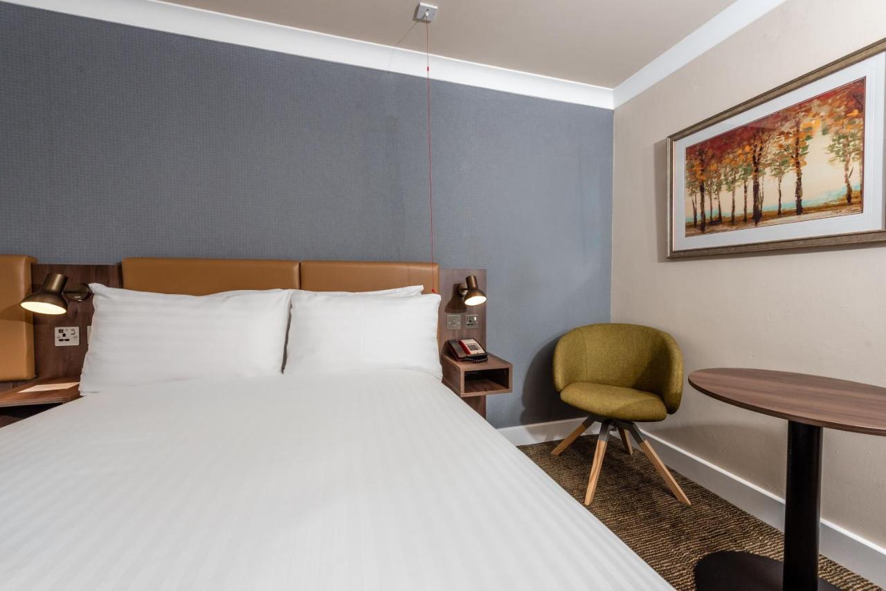 By Ihg 4*