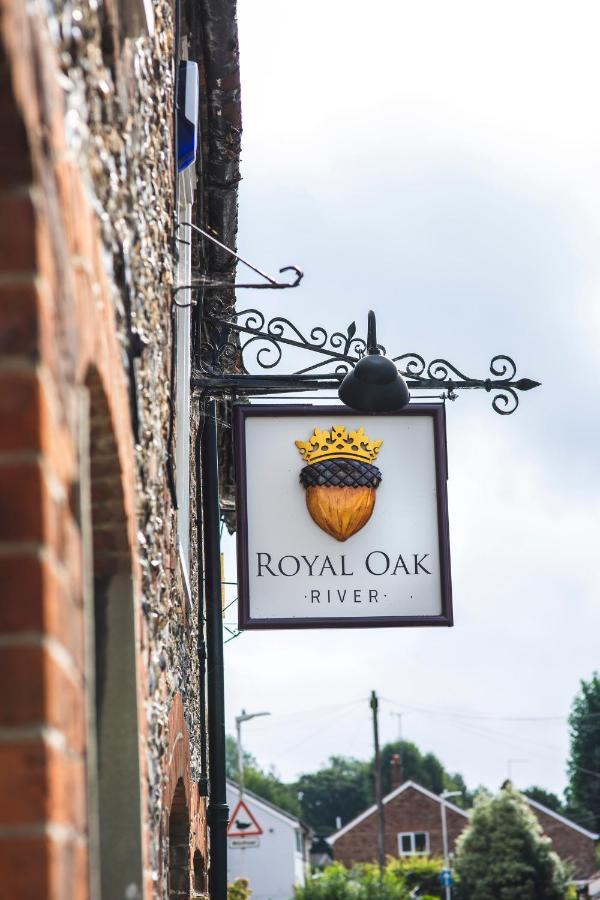 Royal Oak Hotel