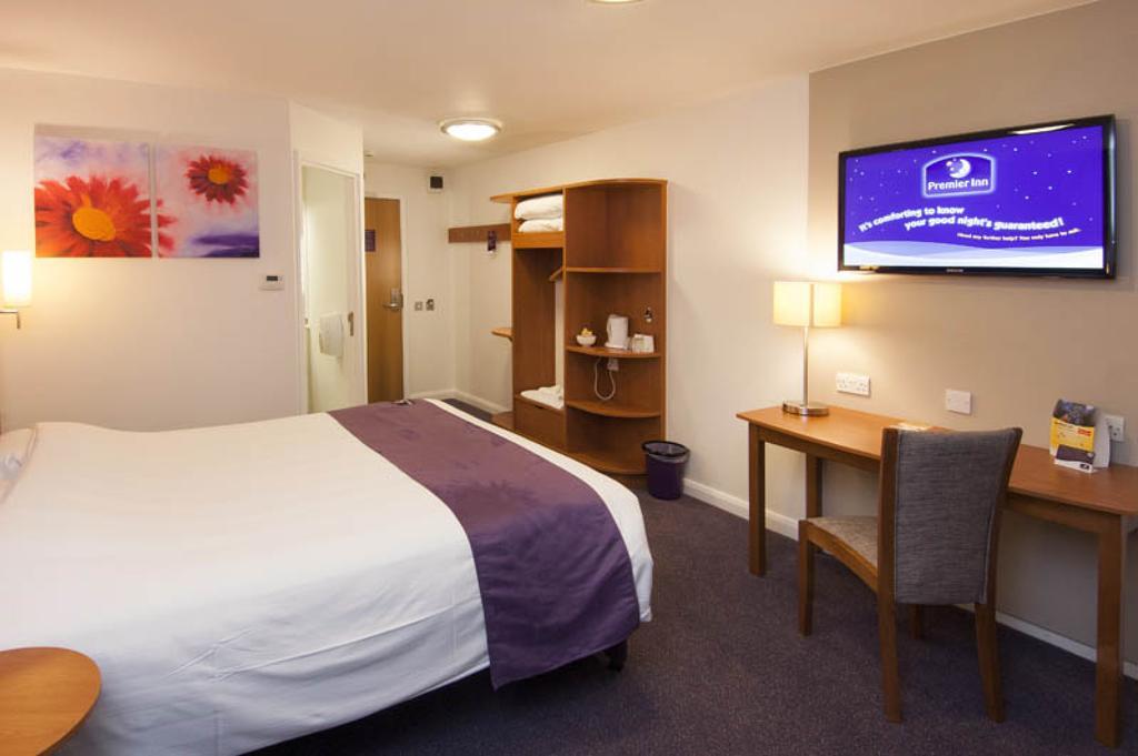 Premier East Hotel 3*