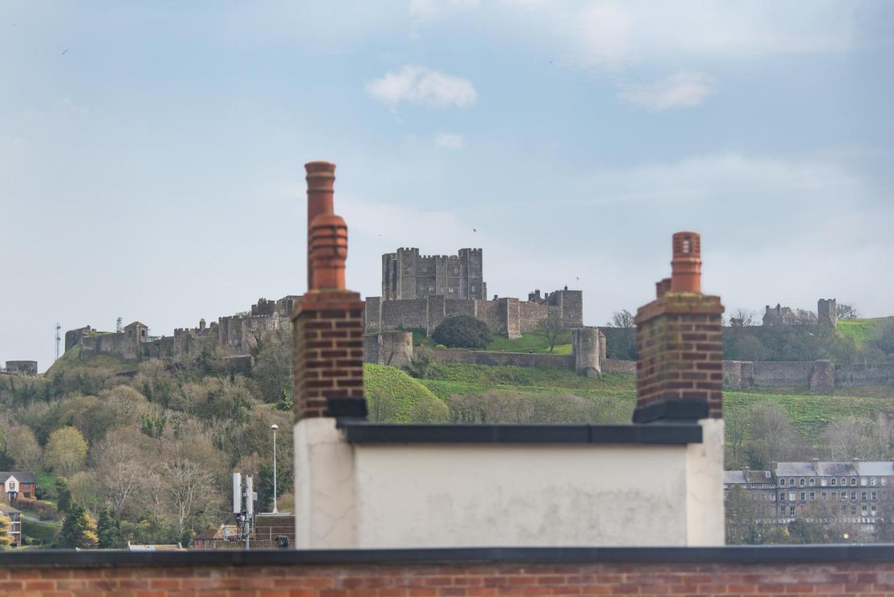 Castle View - Charming With Views Of Castle Holiday home Dover
