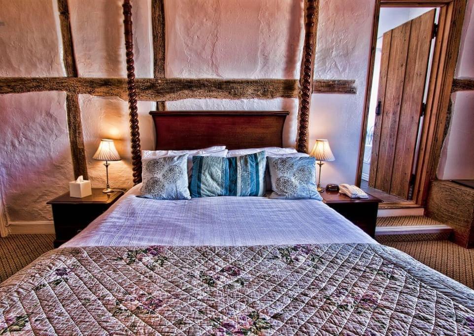 Holiday home Beautifully Historic Manor House - The East Wing Dover