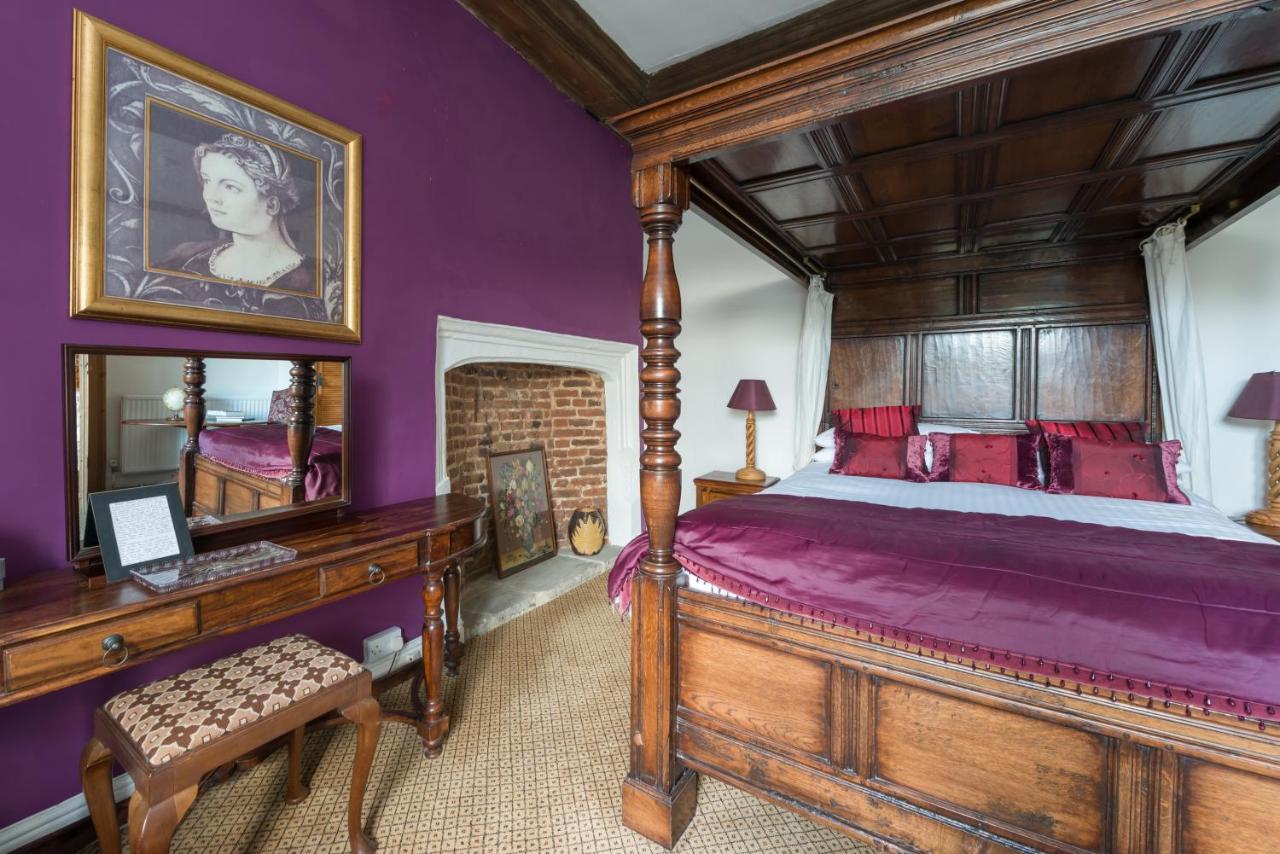 Beautifully Historic Manor House - The East Wing Holiday home Dover
