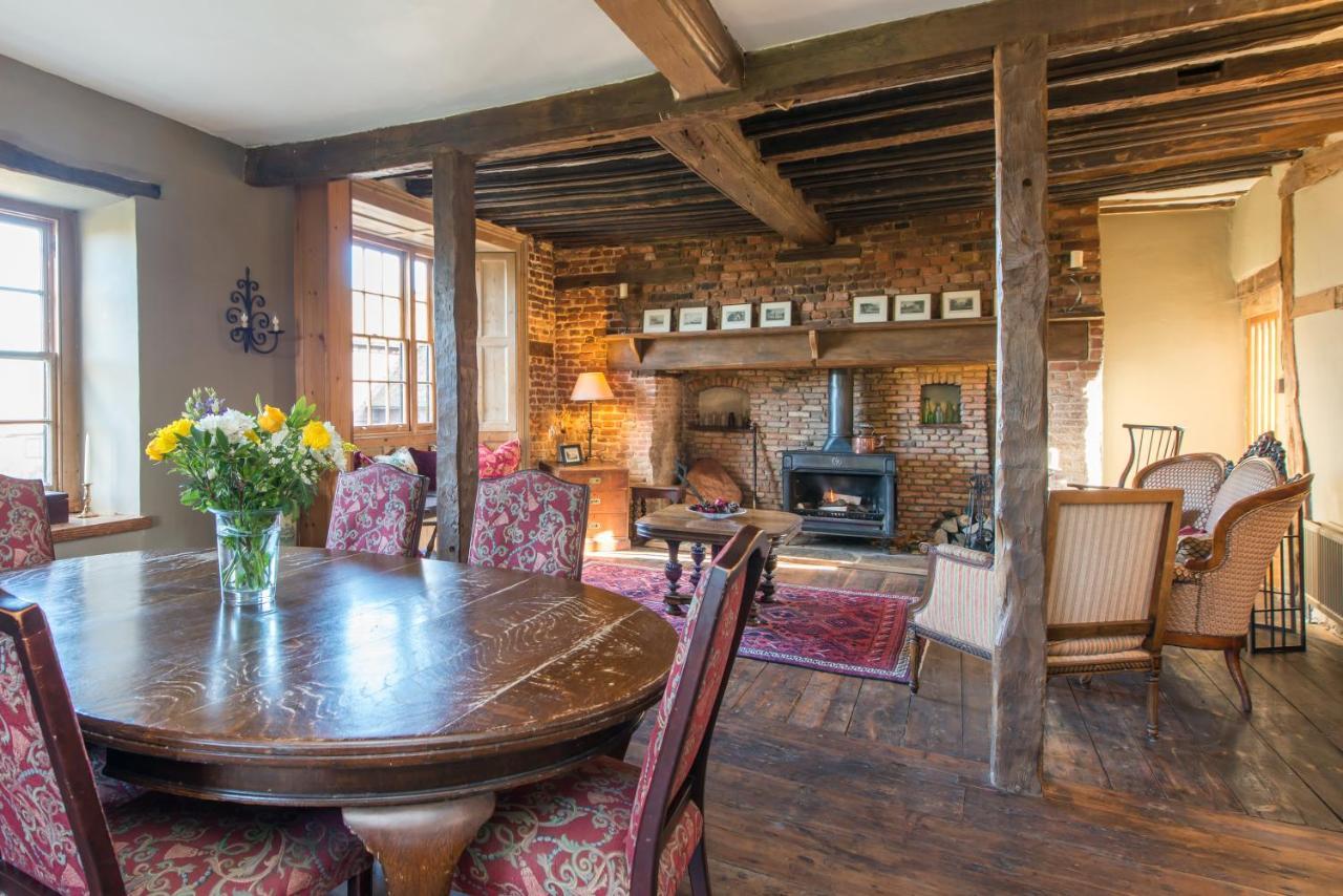 Beautifully Historic Manor House - The East Wing