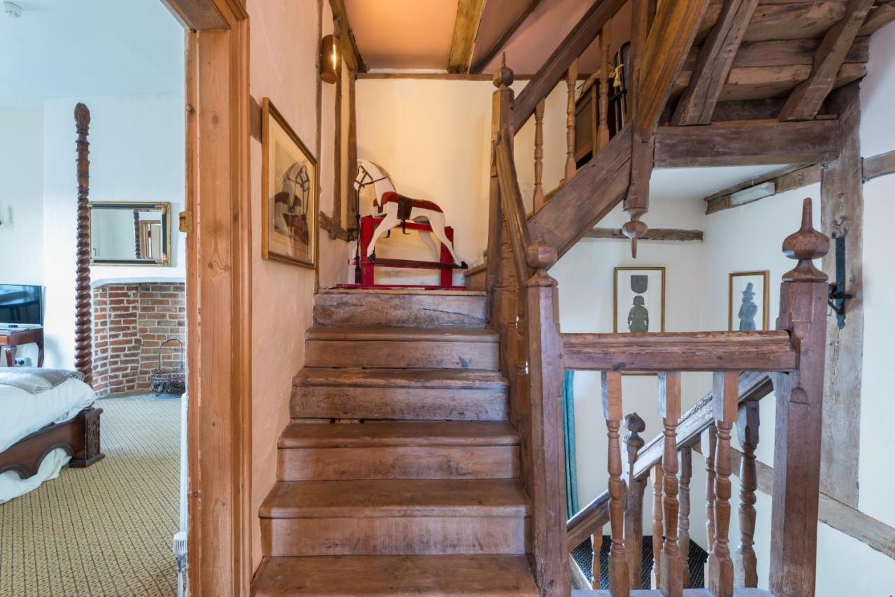 Beautifully Historic Manor House - The East Wing Dover
