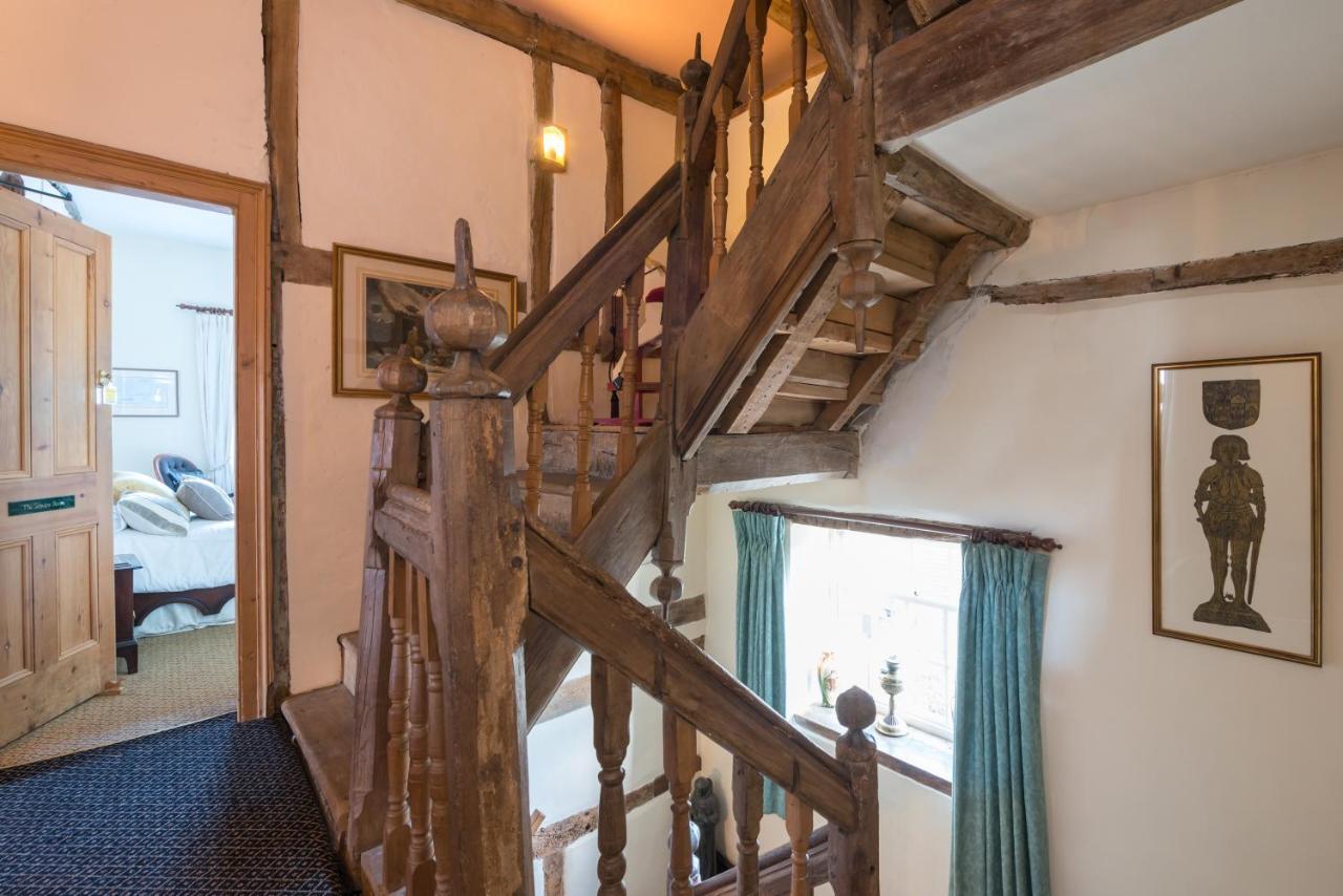 Beautifully Historic Manor House - The East Wing Dover