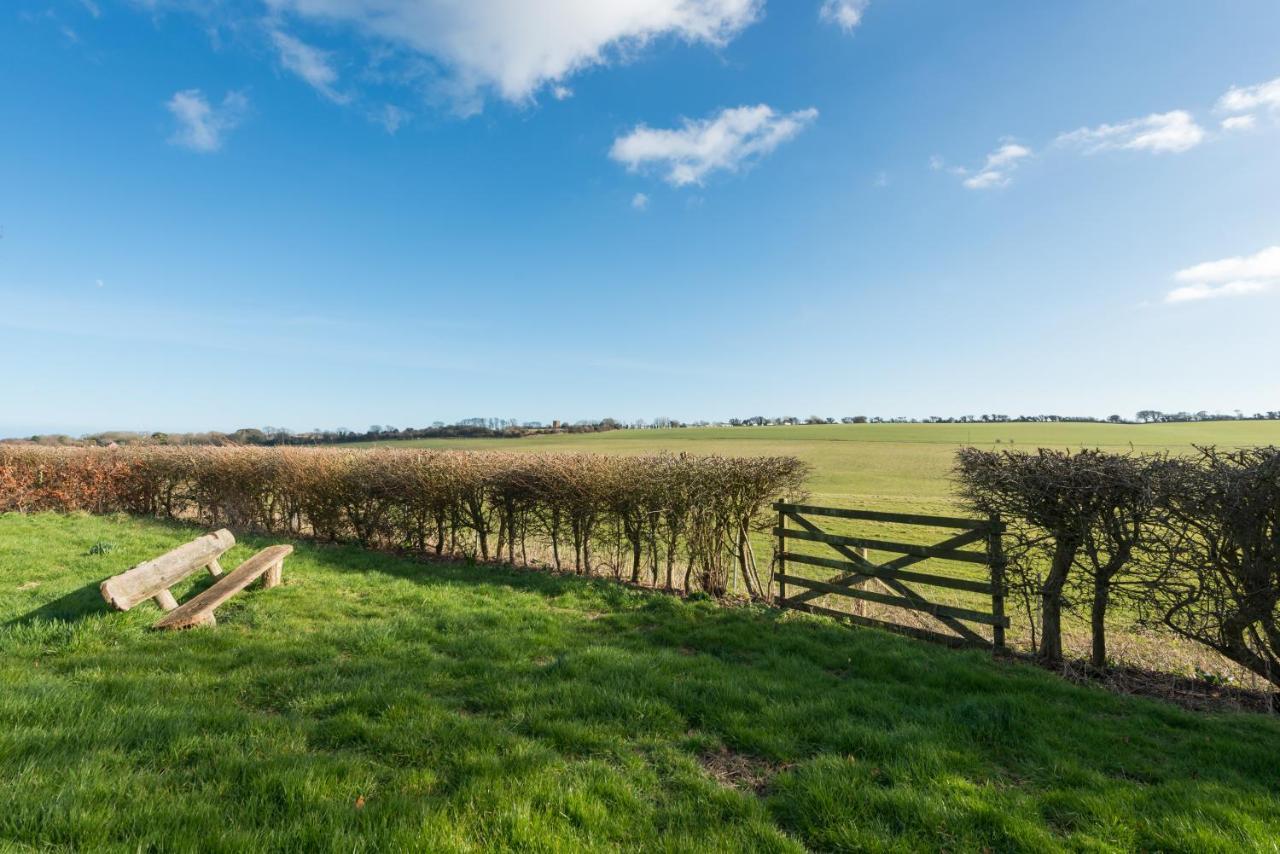 Beautifully Historic Manor House - The East Wing Holiday home *