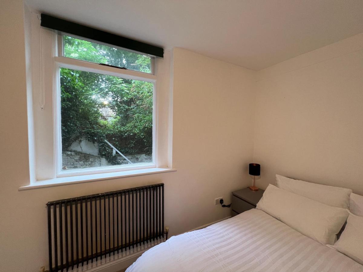 Town Private 2 Bed Garden Flat For Up To 6 Guests Dover