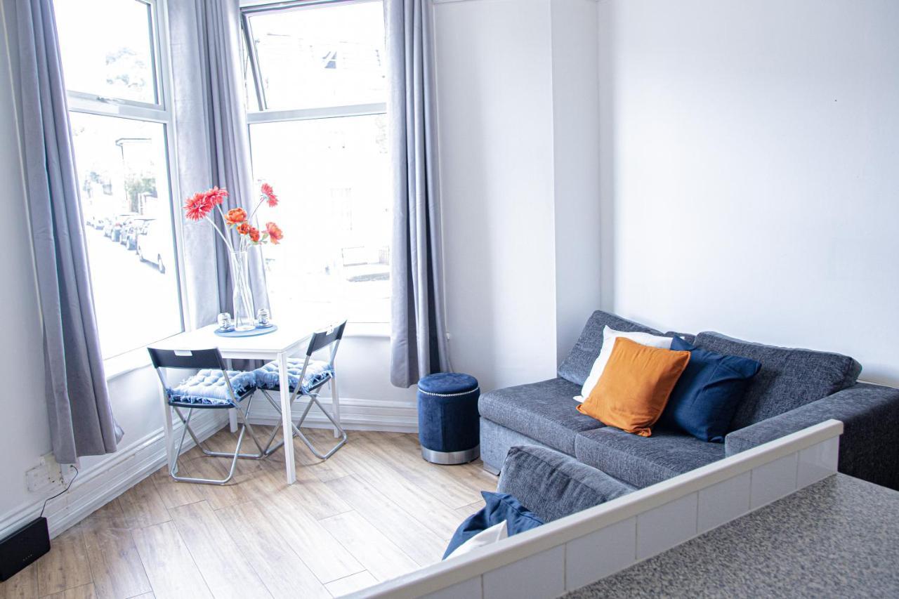 Central - 1 Bedroom * Dover