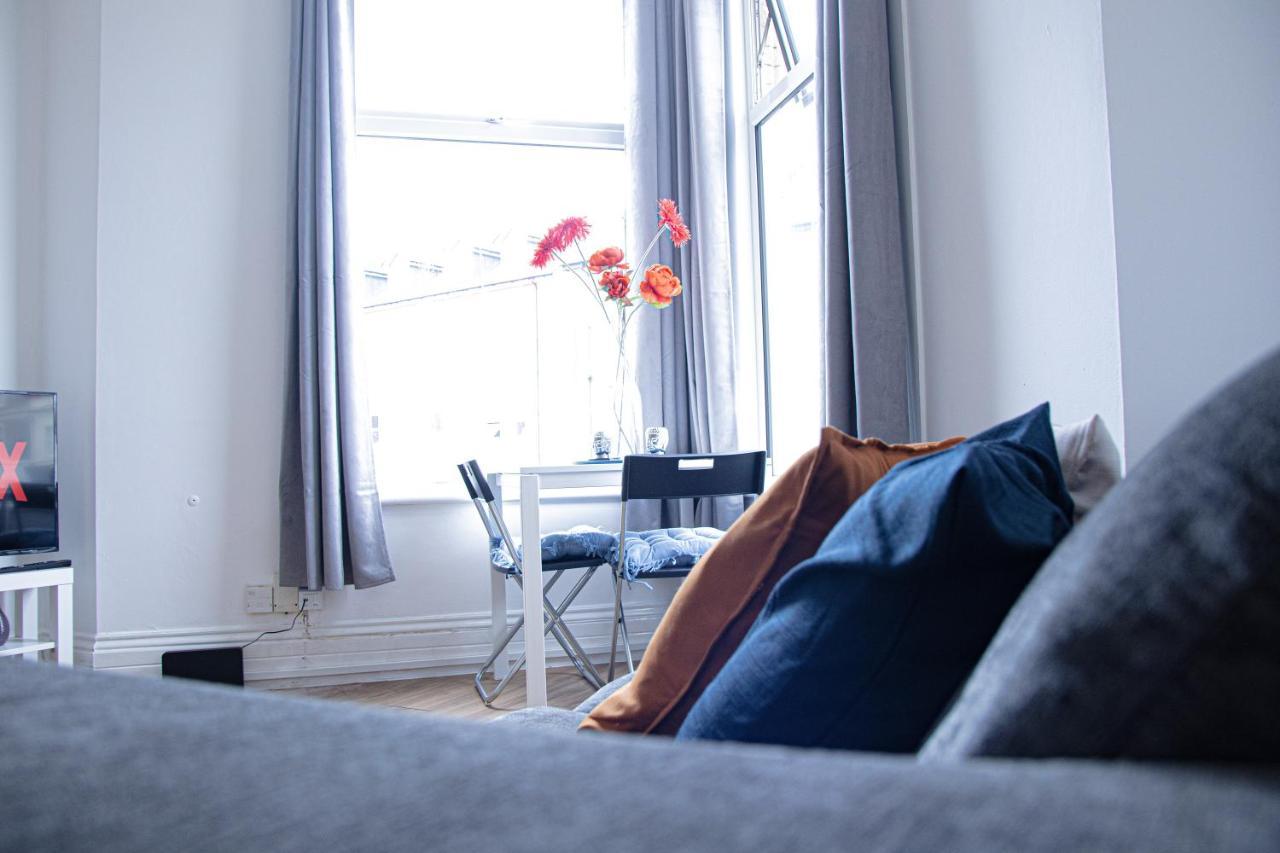 Central - 1 Bedroom * Dover