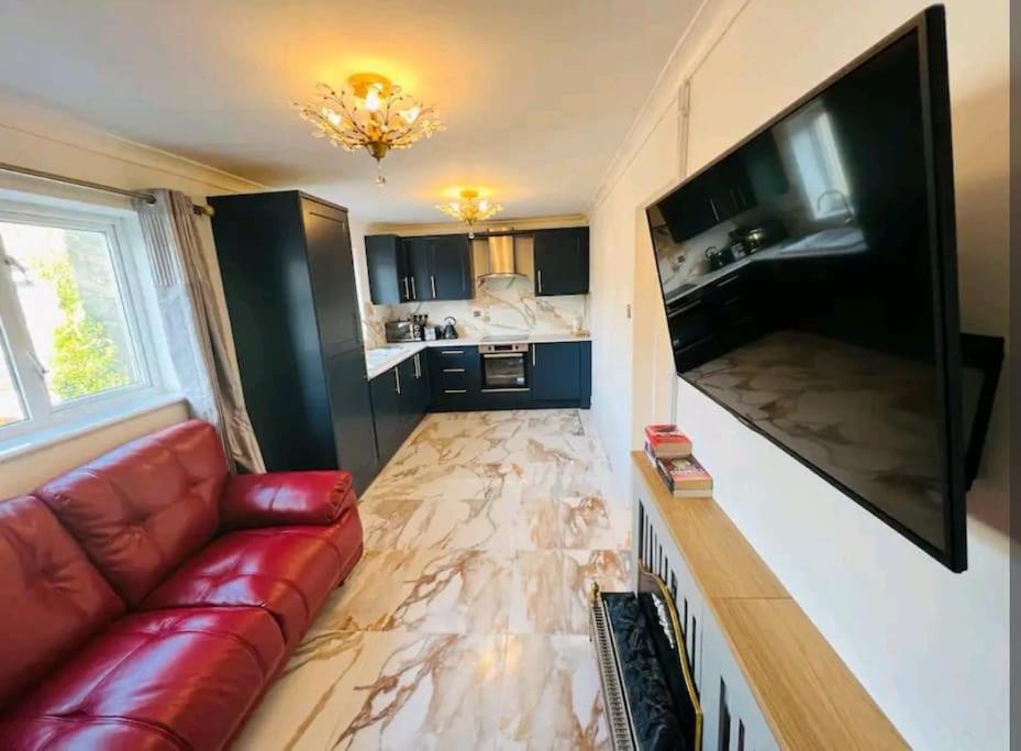 Apartment Modern 2 Bedroom Flat By Port, Castle& Sea! Dover