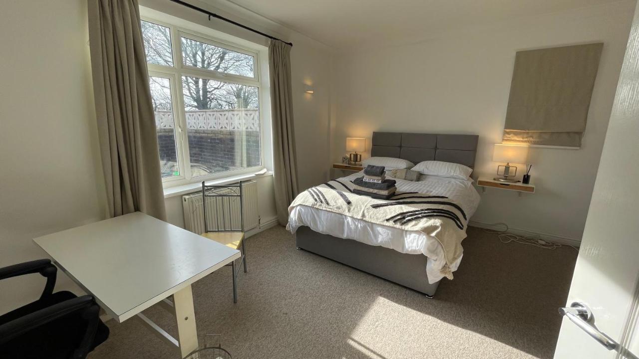 Apartment Fab Uk: Coastal Retreat With Secure Parking