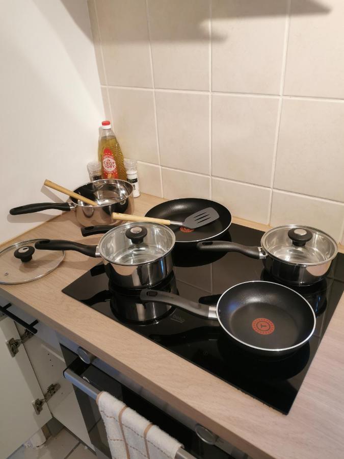 116 Maison Dieu Road E In Hostel *