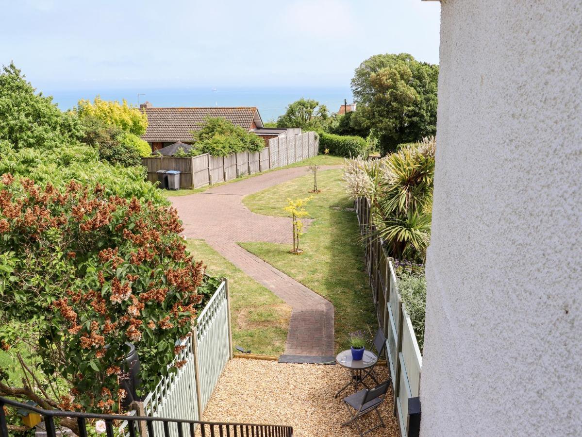 Bay Tor Apartment