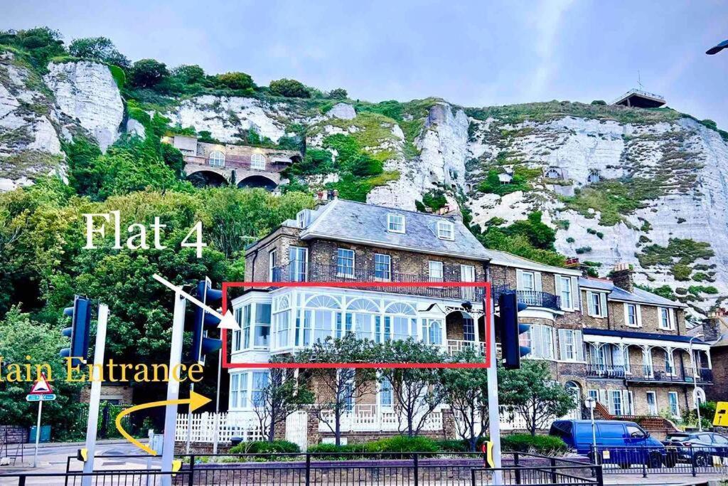 Flat 4 Marine Parade House, 1 East Cliff- Next To Port, White Cliffs, Beach, Castle Apartment