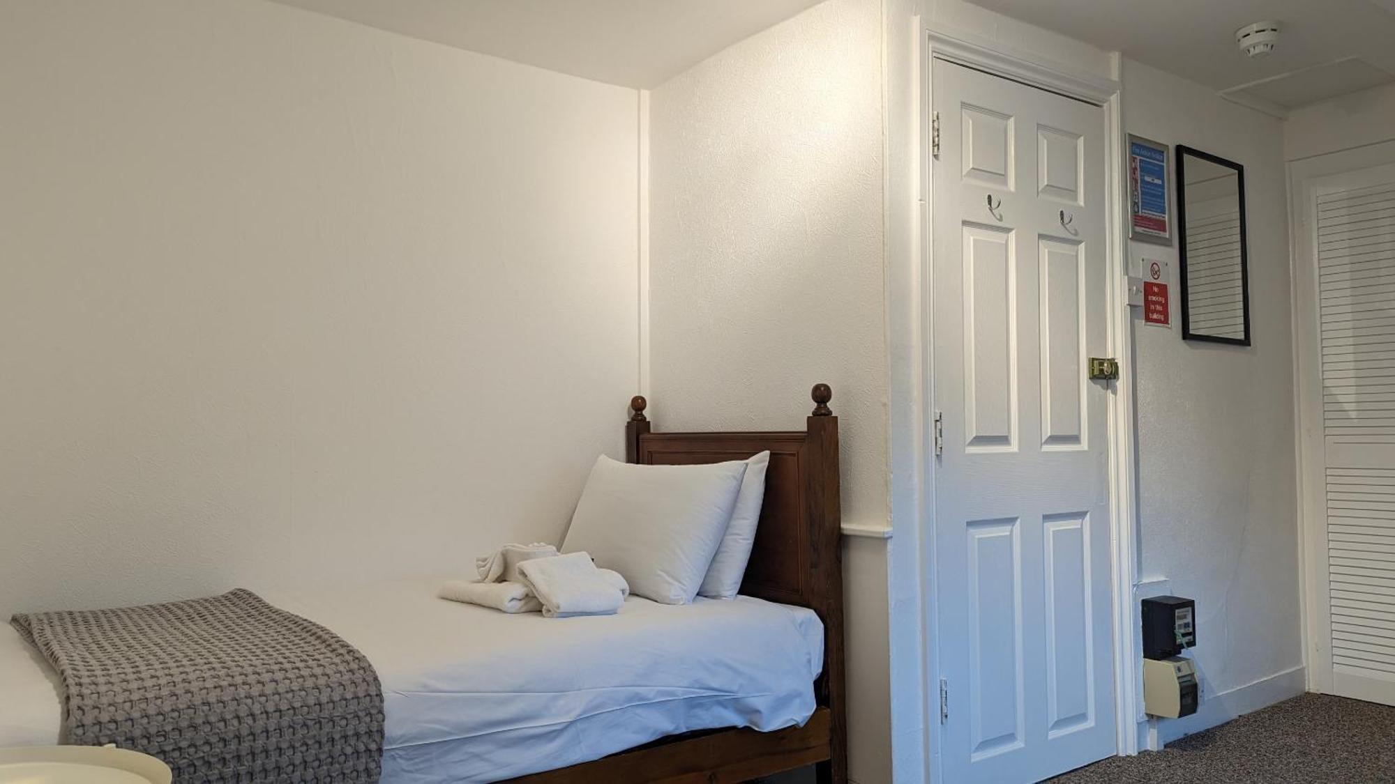 Town - Short Lets & Serviced - Dover