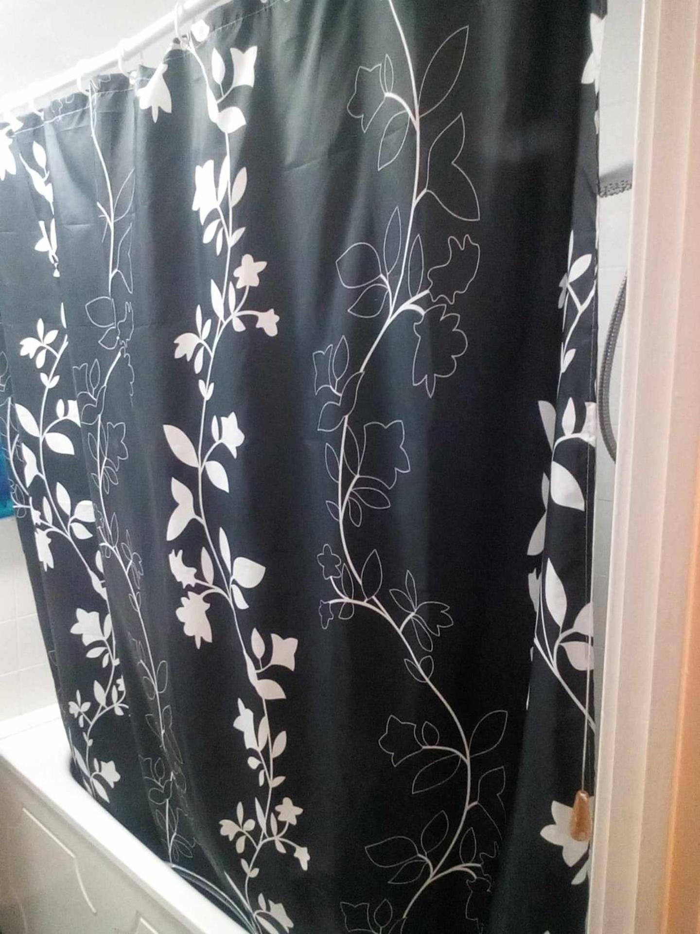 Homestay Spacious Double Located Within Walking Distance To Seaside And Town