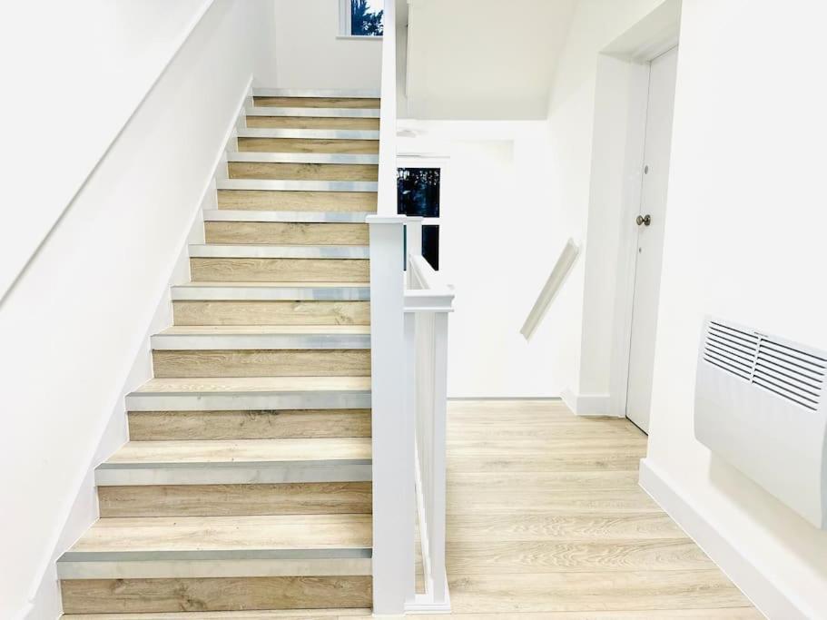 Stylish With Castle View Apartment