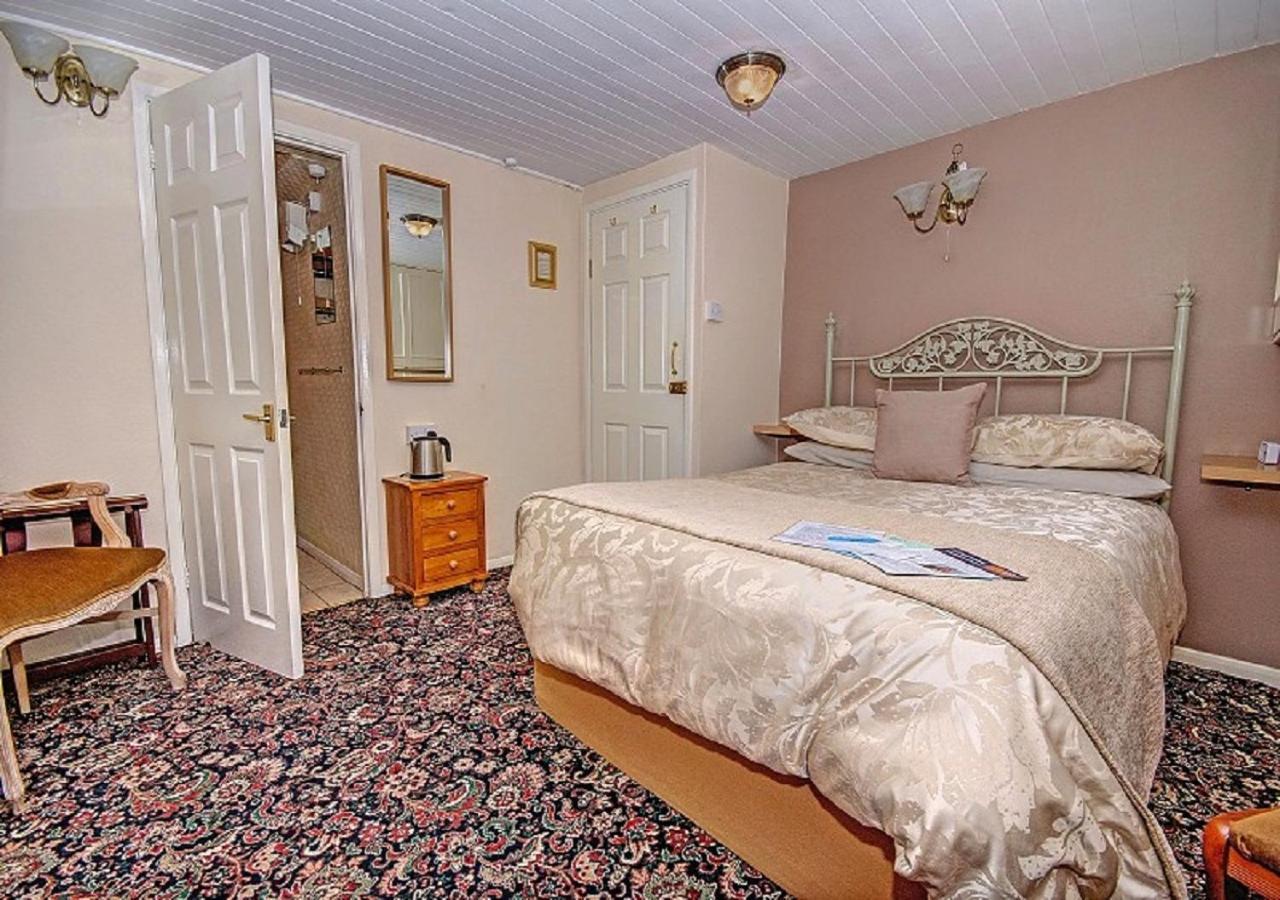 Guest house Number One *