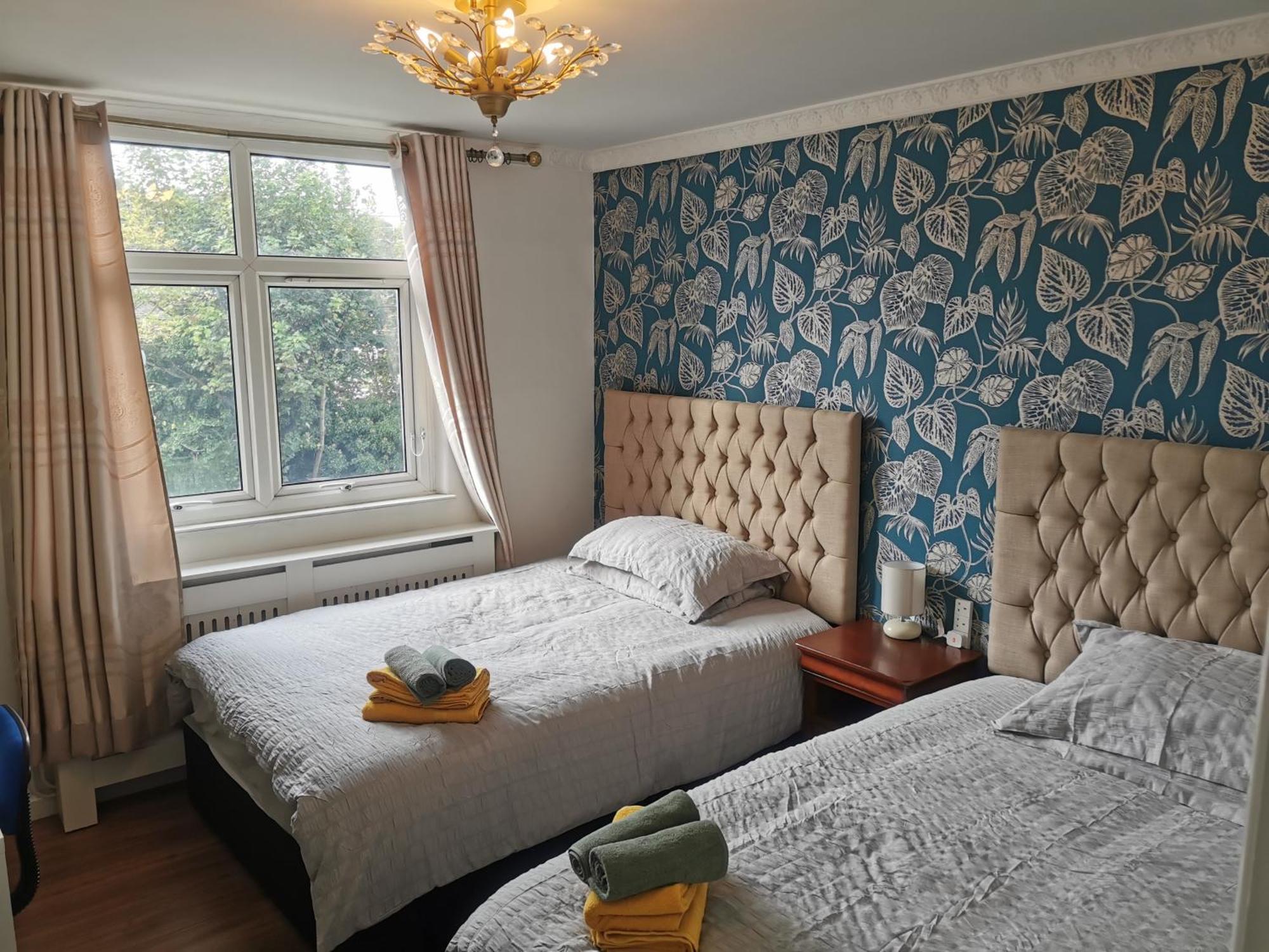 Modern 2 Bedroom Flat By Port, Castle& Sea! * Dover