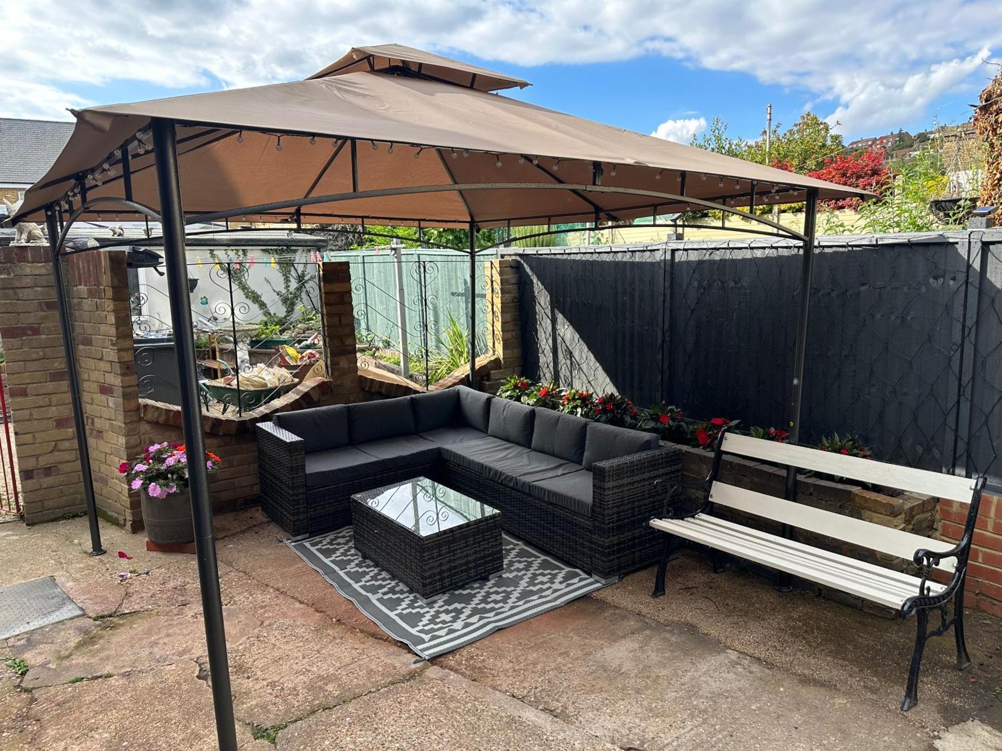 Modern 2 Bedroom Flat By Port, Castle& Sea! Apartment *