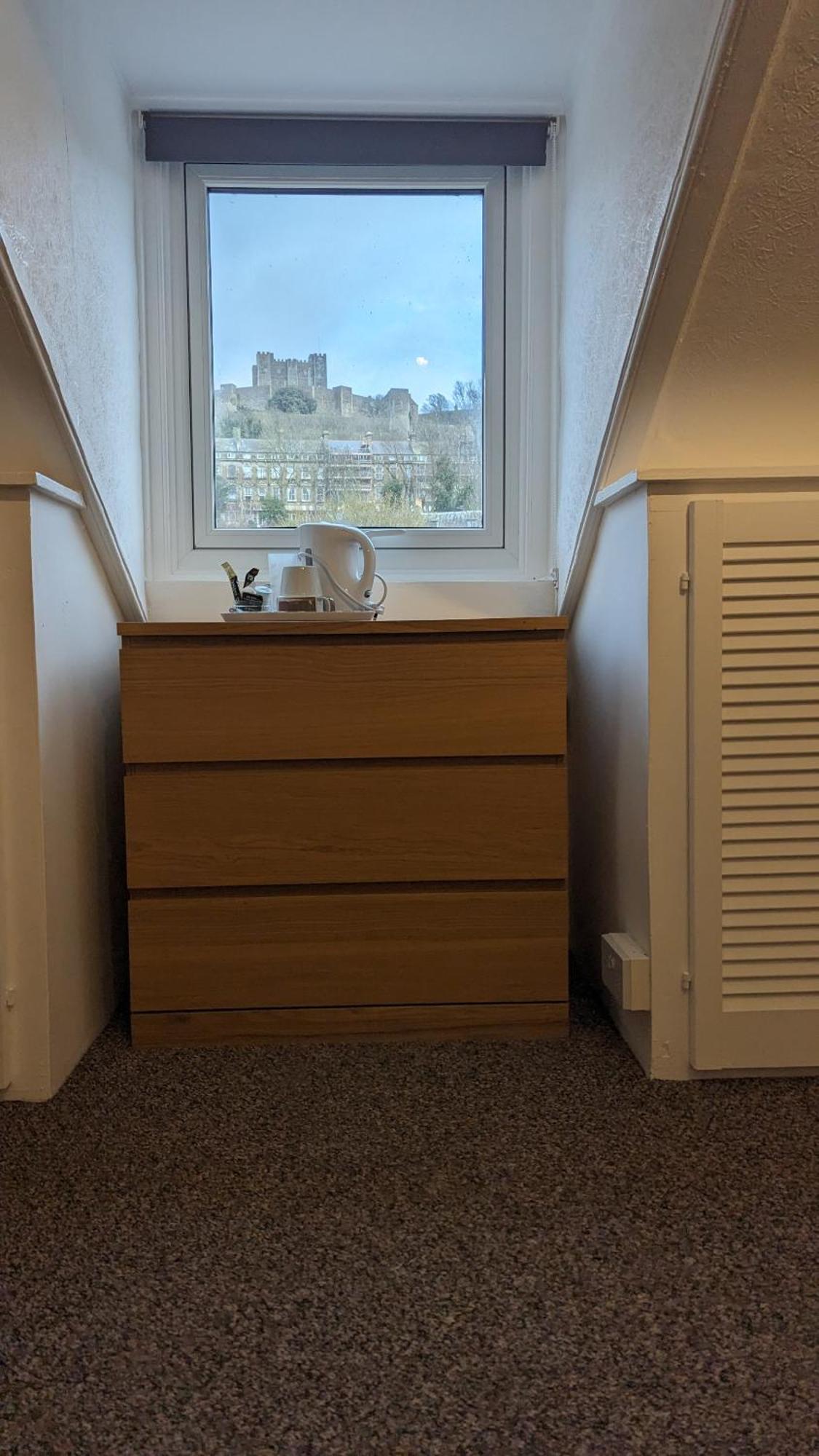 Town - Short Lets & Serviced - Dover