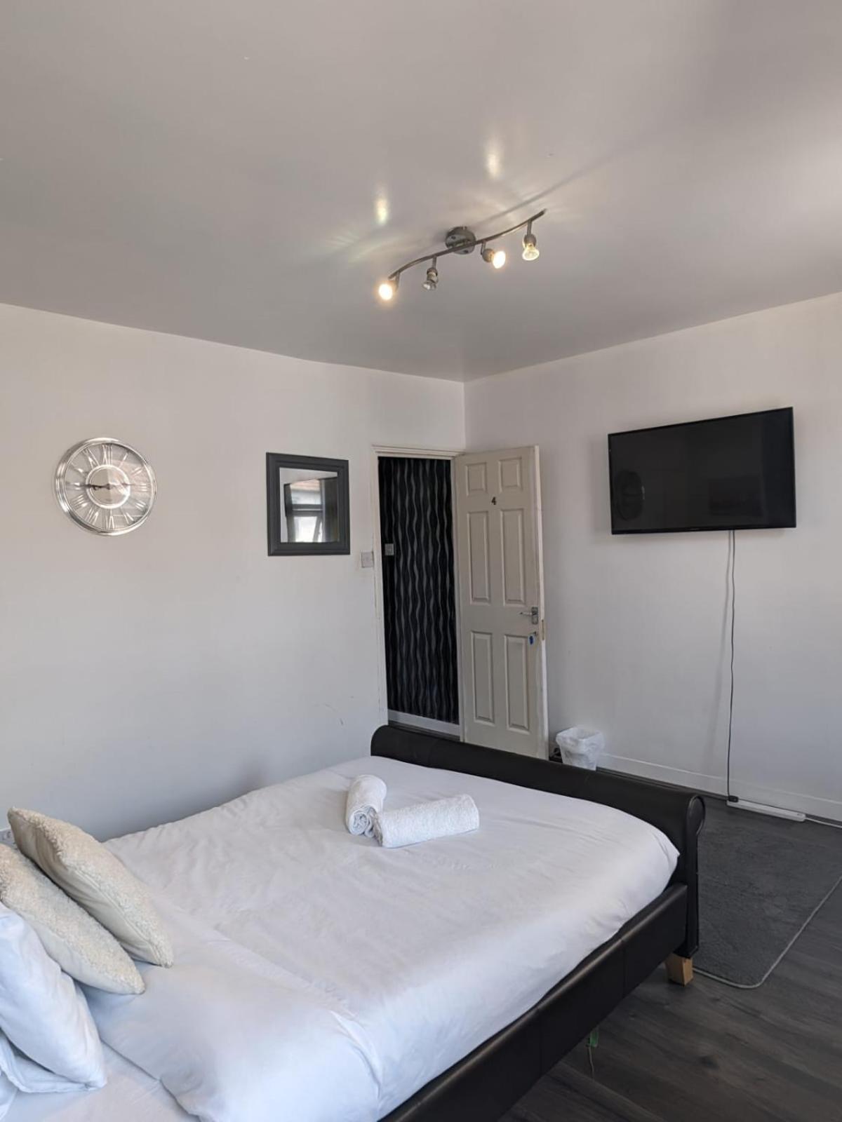 Guest house The The Best And The Cheapest