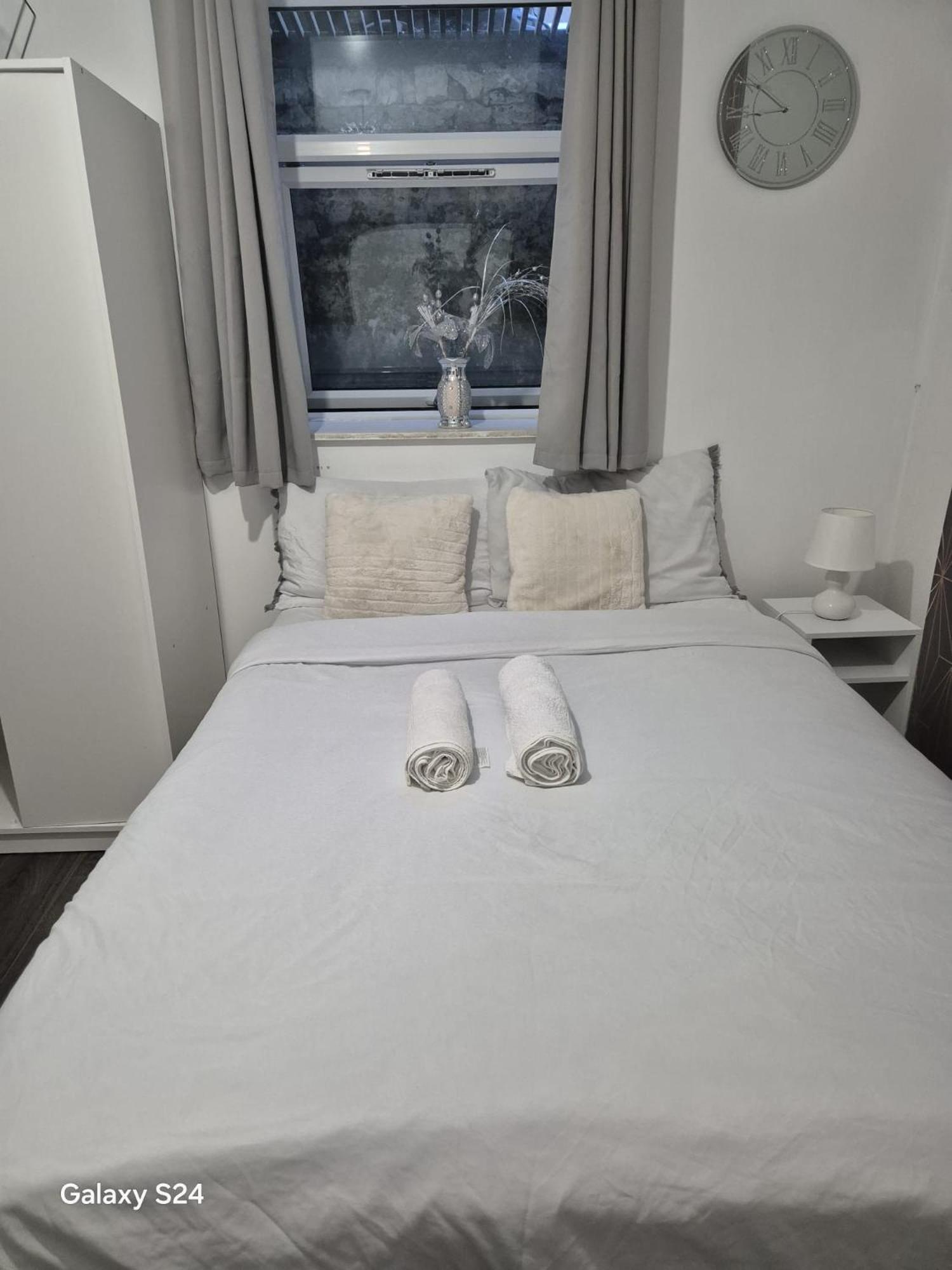 The The Best And The Cheapest Guest house