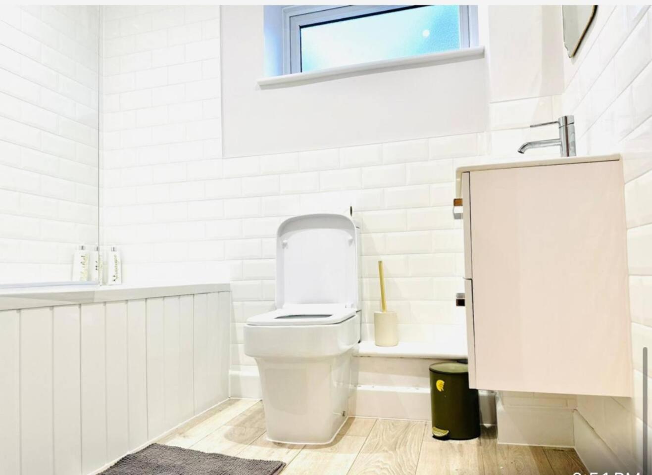 Apartment Castle Luxury Apartment-allocated Parking *