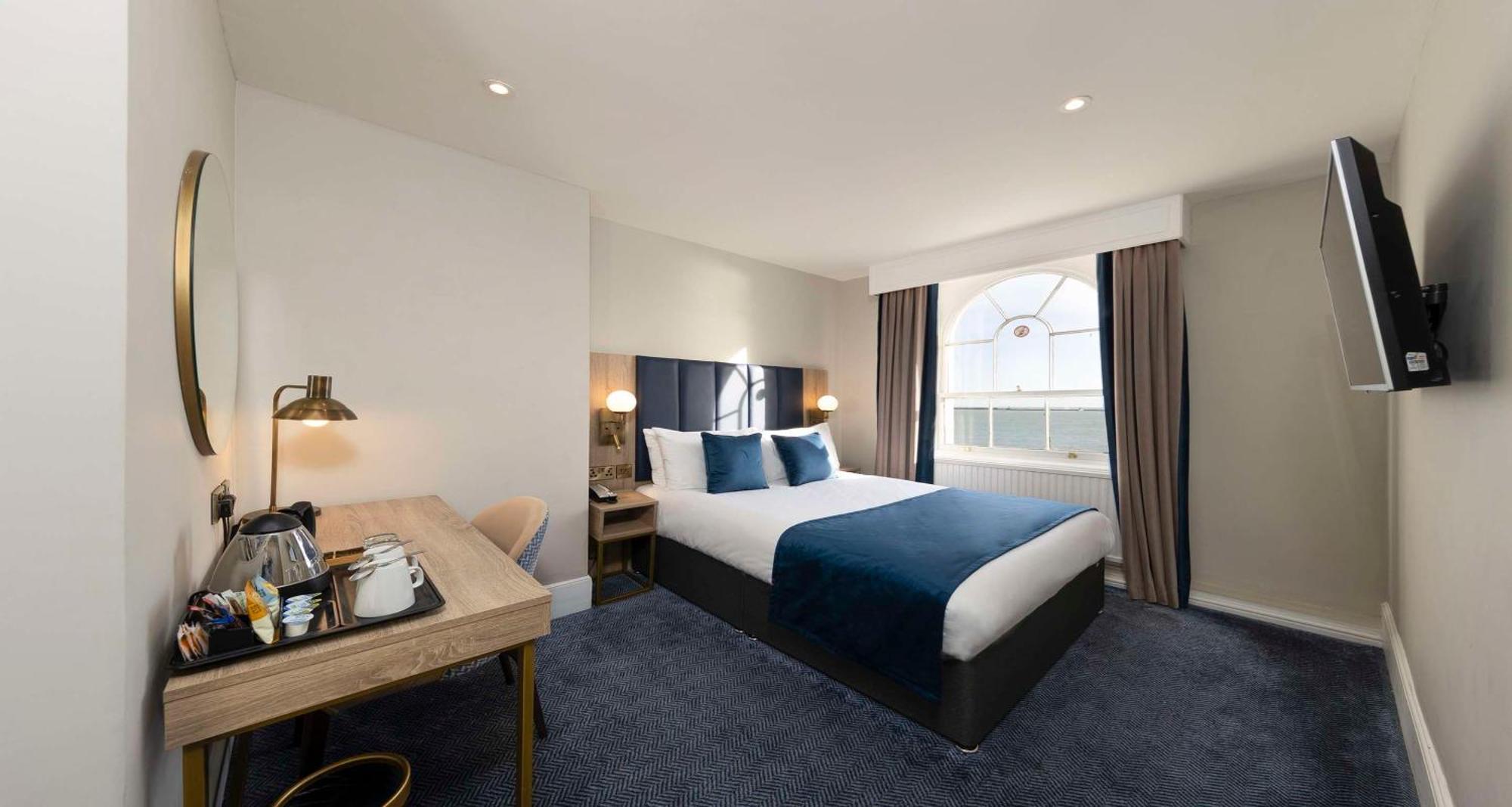 Western Premier Marina & 4* Dover