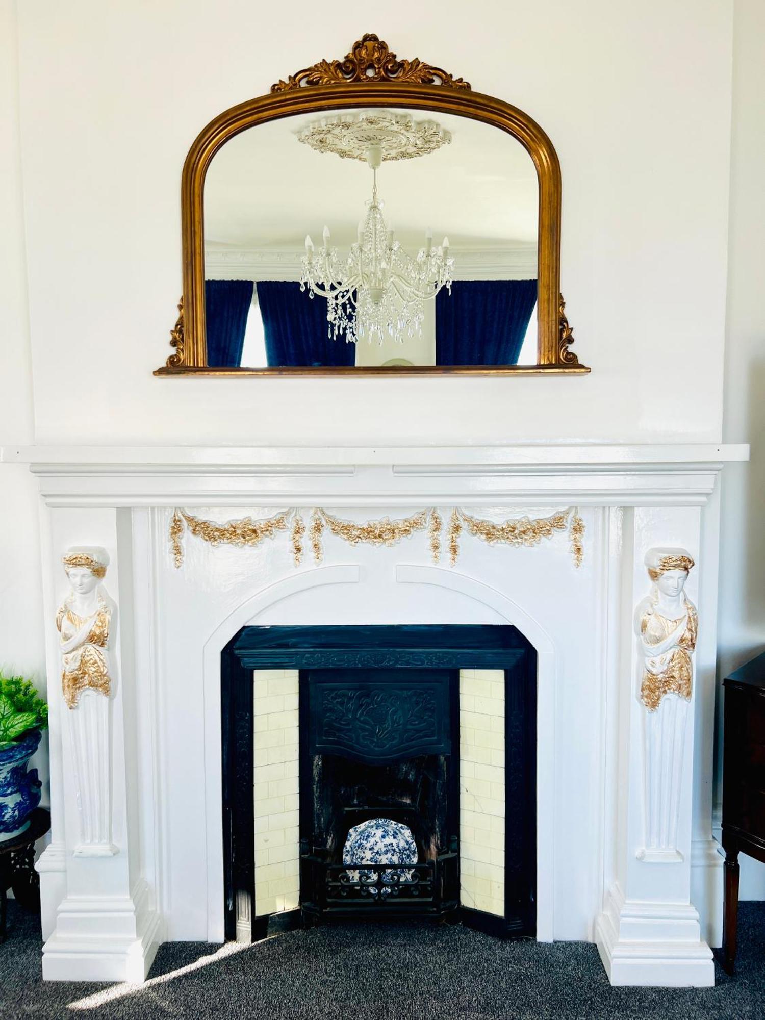 Flat 3 Marine Parade House, 1 East Cliff - Next To Port, White Cliffs, Beach, Castle * Dover
