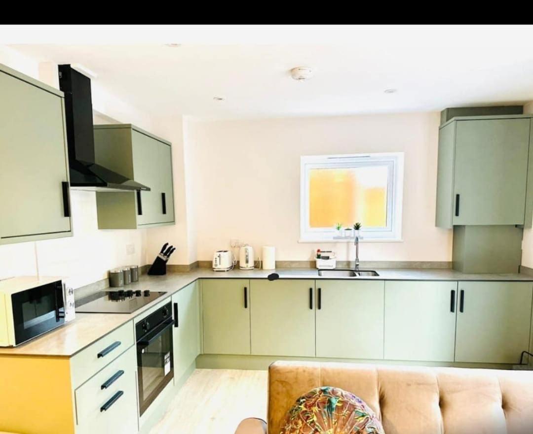 Port Town Centre Comfy Flat With Parking * Dover