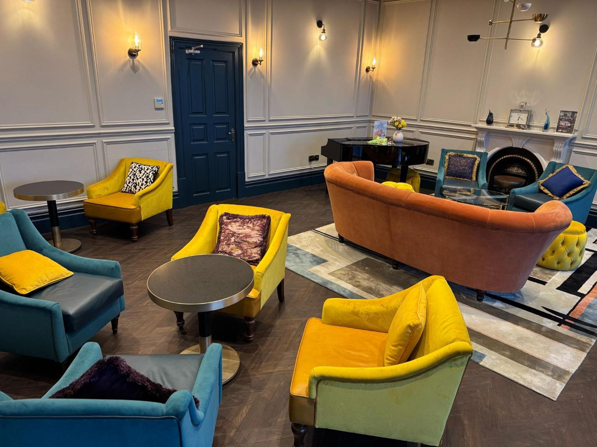 Hotel Western Premier Marina &